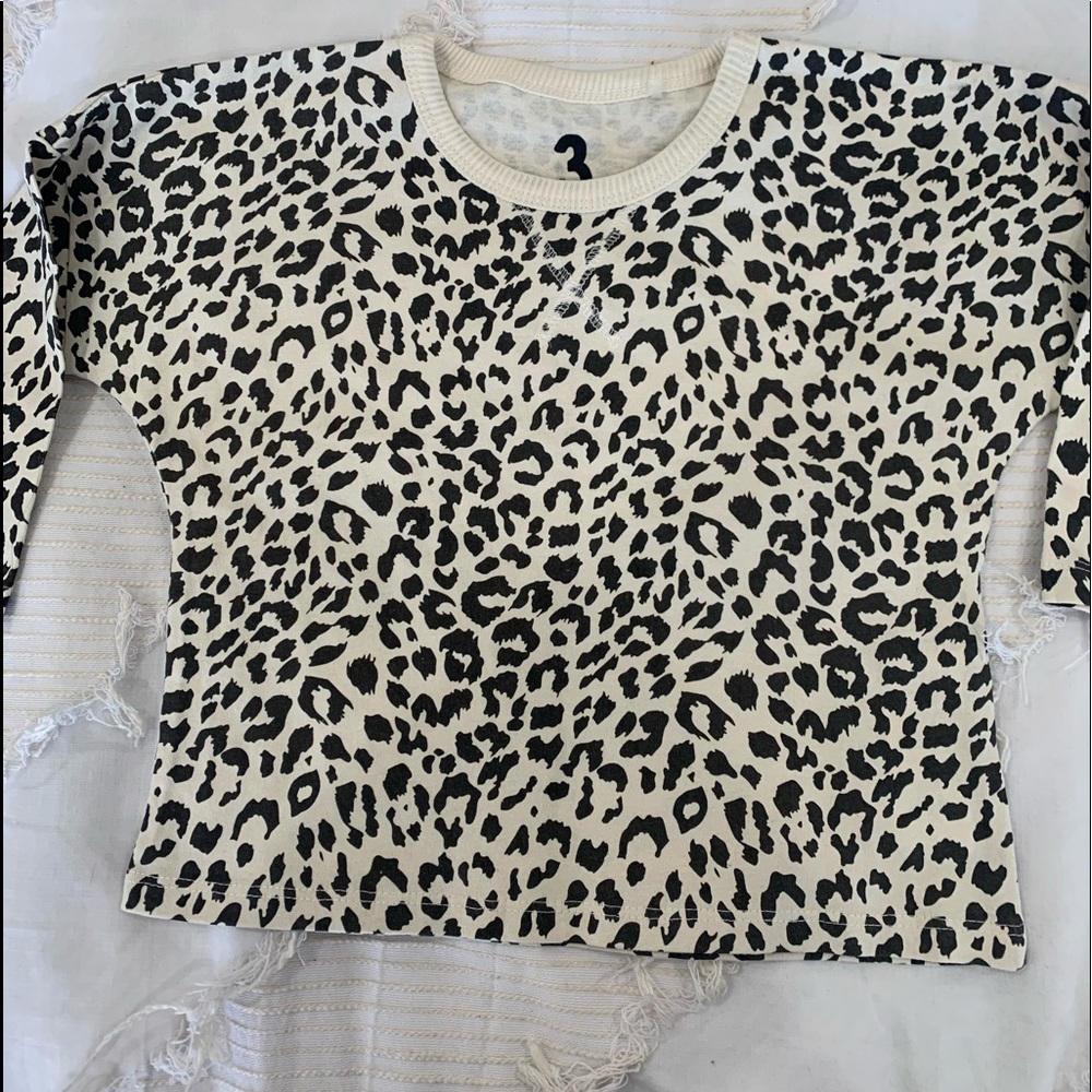 Light leopard sweatshirt